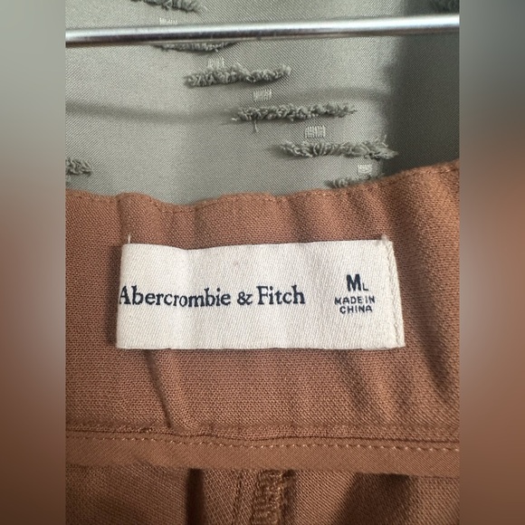 ABERCROMBIE & FITCH Sloane Tailored Wide Leg Pants Sz M long 
Hem is undone - Picture 6 of 10